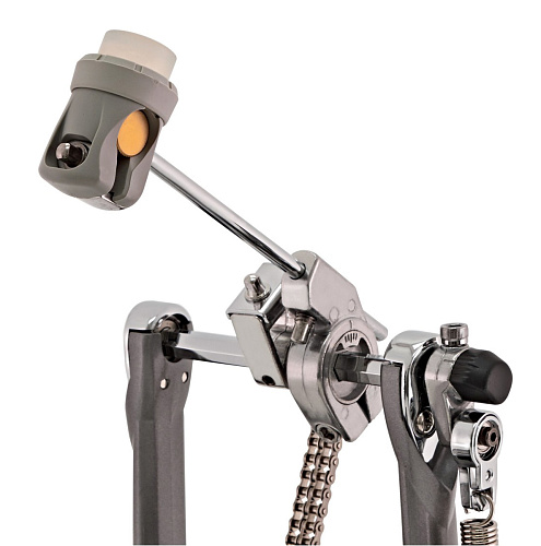 Tama HP910LN Speed Cobra Одиночная педаль для бас-барабана (с цепью) в кейсе.